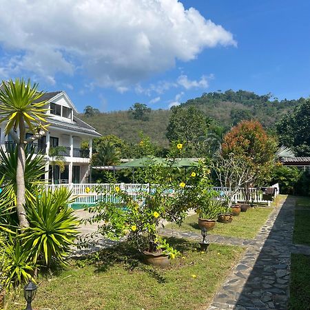 Villa Colina Khao Lak Rooms And Bungalows - Adults Only Luaran gambar