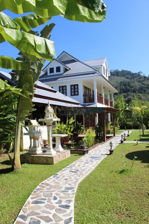 Villa Colina Khao Lak Rooms And Bungalows - Adults Only Luaran gambar